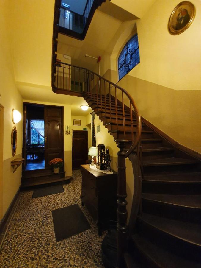 Erasmus Hotel Gandawa Zewnętrze zdjęcie